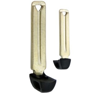 Emergency Double-Sided Insert Blade for Toyota Smart Remotes HYQ14ACX by Car & Truck Remotes